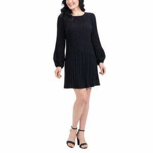 NWT Hilary Radley womens youth black pleated mini cocktail dress sz S New